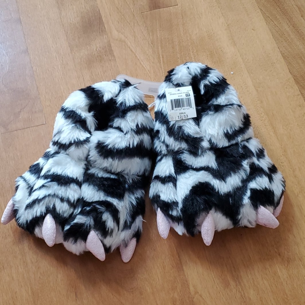 Girls  Faux Fur Zebra Monster Claw Slippers Size 10/11 12/13 1/2 Striped NWT
